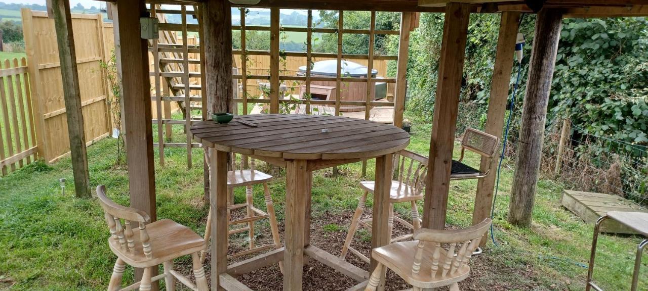 Norwell View Farm Glamping With Hot Tubs Hotel Бат Екстериор снимка