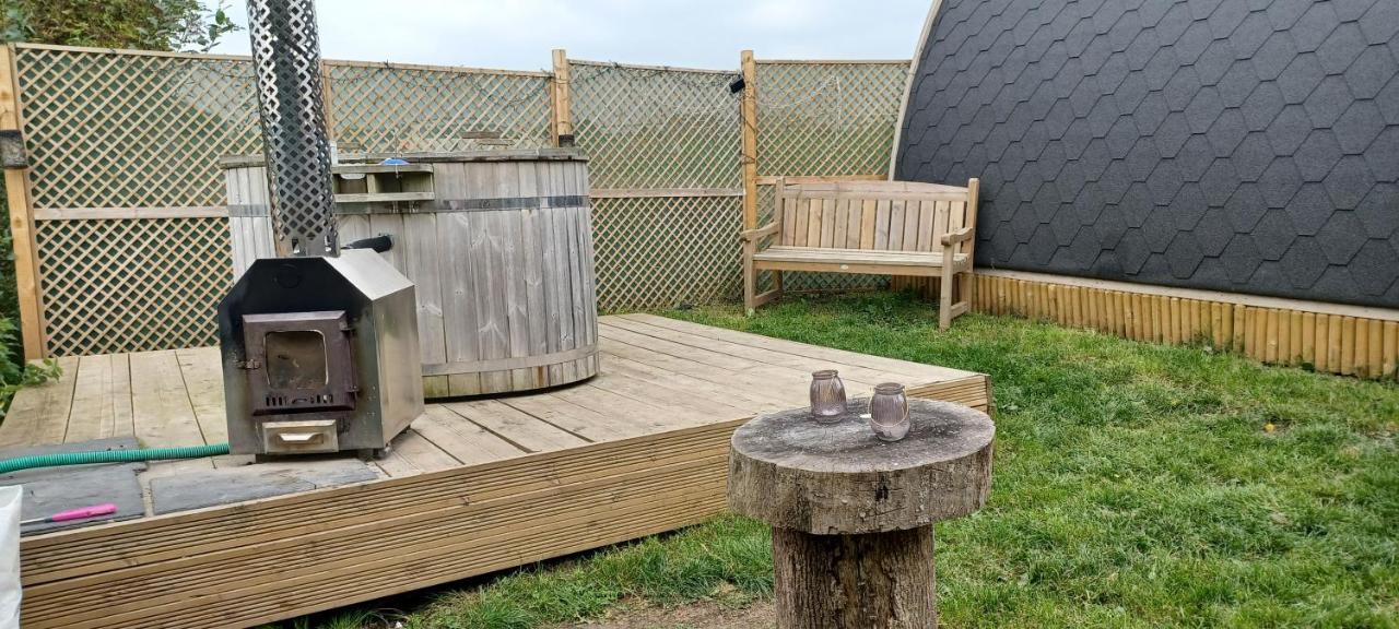 Norwell View Farm Glamping With Hot Tubs Hotel Бат Екстериор снимка
